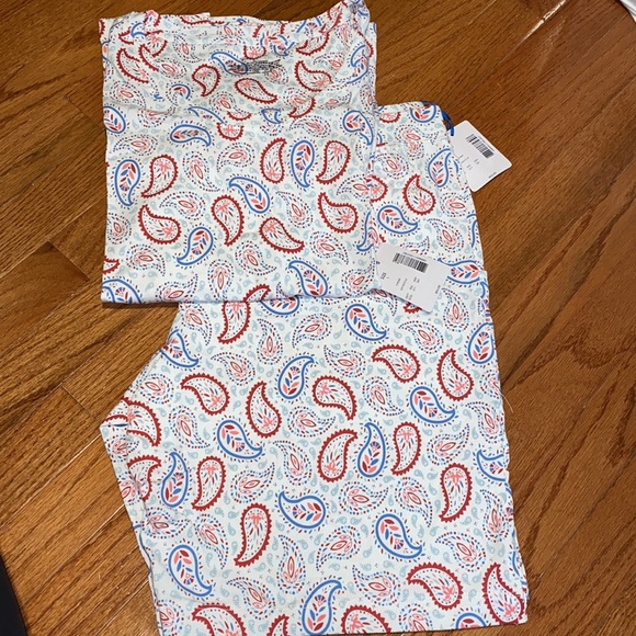 Pajama Set - Picture 2 of 3